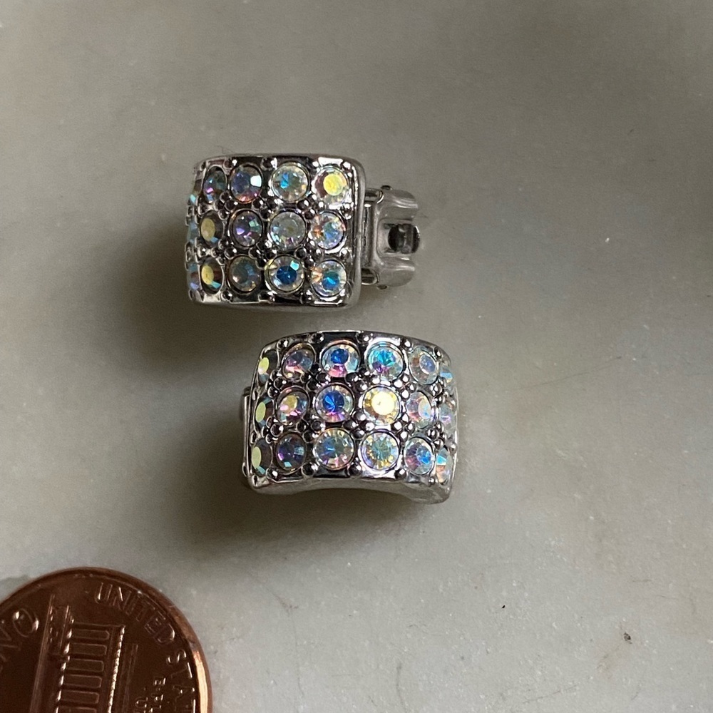 𝅺💙💎🦢 SWAROVSKI ⭐️ VERY RARE AURORA BOREALIS EARRINGS